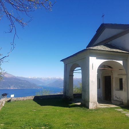 Castelveccana B&B Il Gatto Nero المظهر الخارجي الصورة
