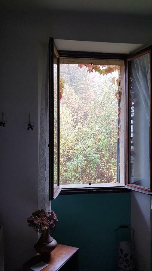 Castelveccana B&B Il Gatto Nero المظهر الخارجي الصورة