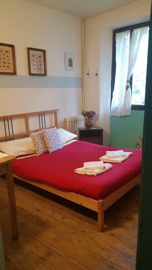 Castelveccana B&B Il Gatto Nero المظهر الخارجي الصورة
