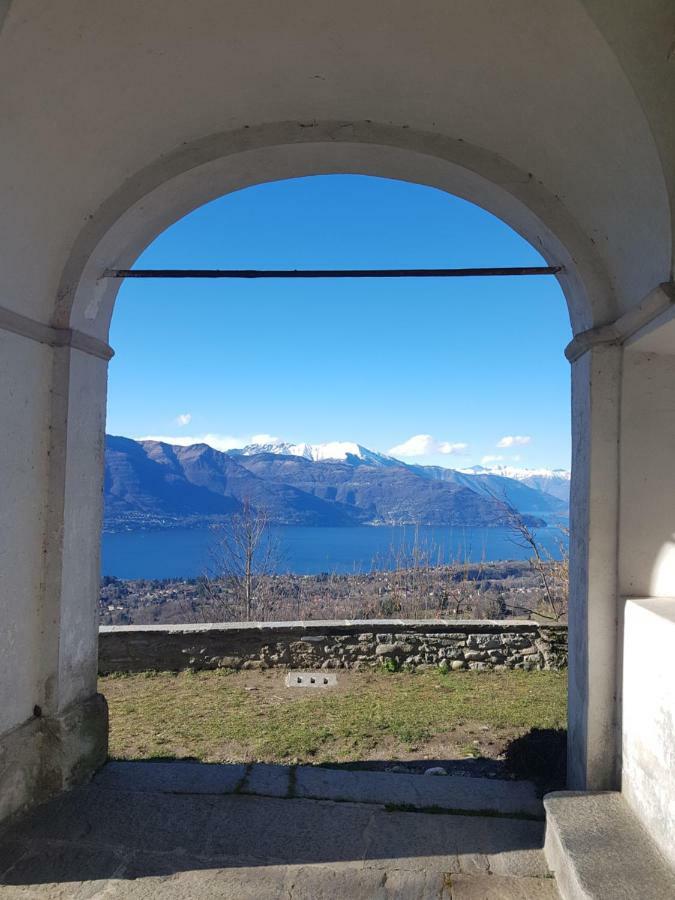 Castelveccana B&B Il Gatto Nero المظهر الخارجي الصورة